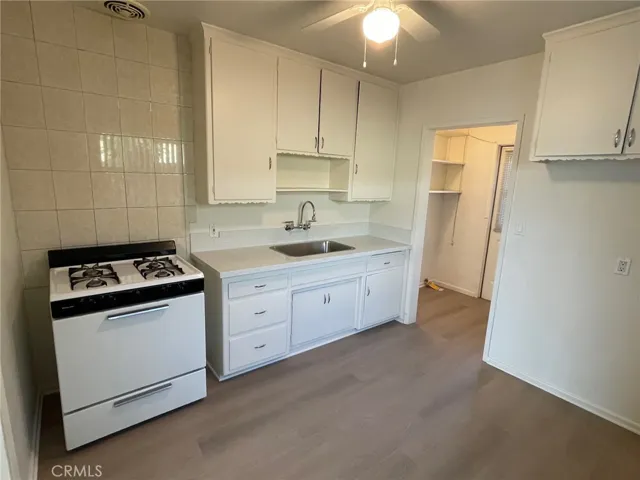 8849 1/2 Elm Ave, Temple City, California 91780