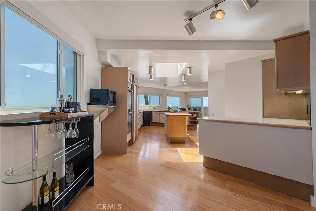 7335 Vista Del Mar Lane, Playa Del Rey, California 90293 home-pic-16