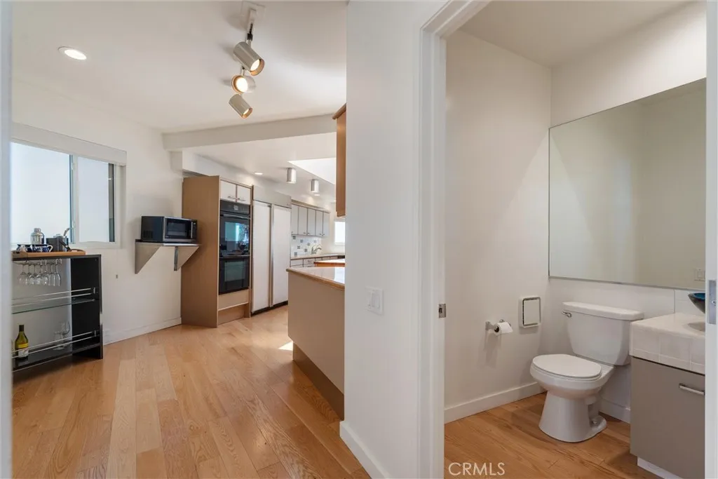 7335 Vista Del Mar Lane, Playa Del Rey, California 90293 home-pic-24
