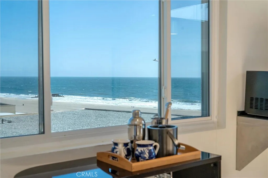 7335 Vista Del Mar Lane, Playa Del Rey, California 90293 home-pic-17