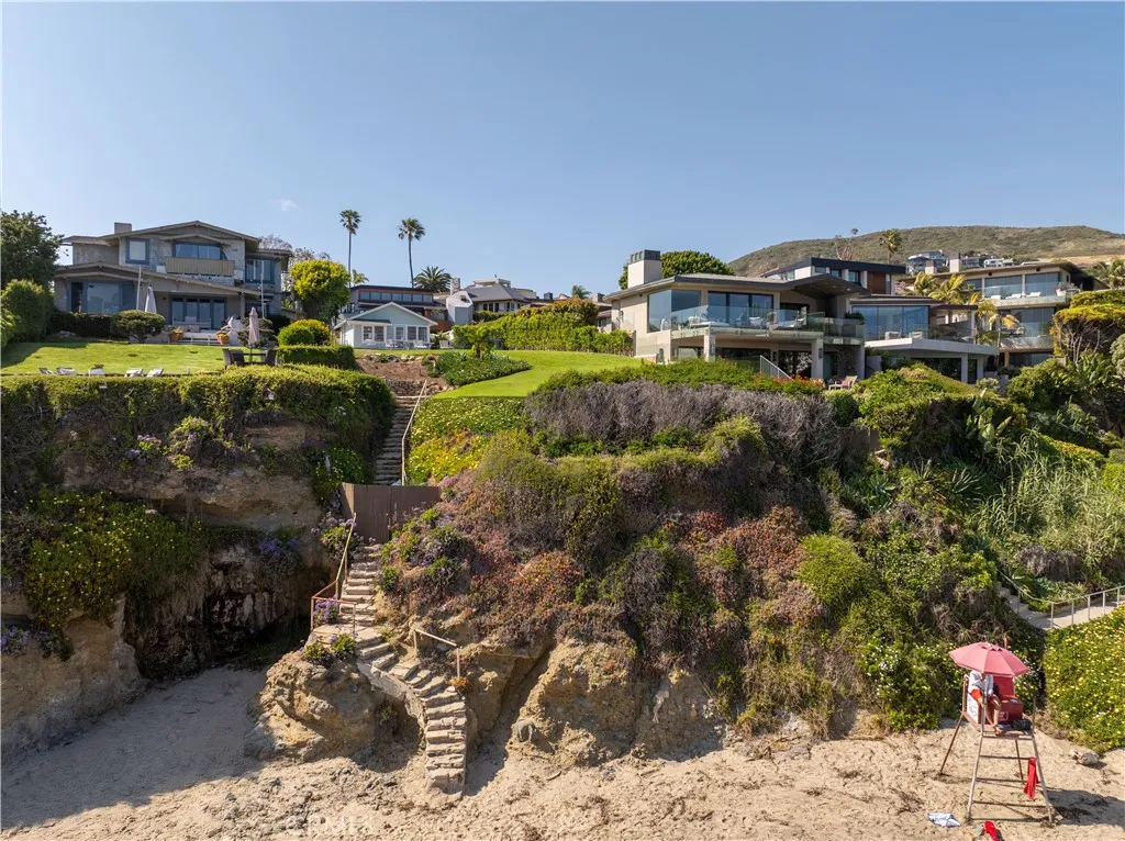 1041 Marine Drive, Laguna Beach, California 92651 home-pic-21