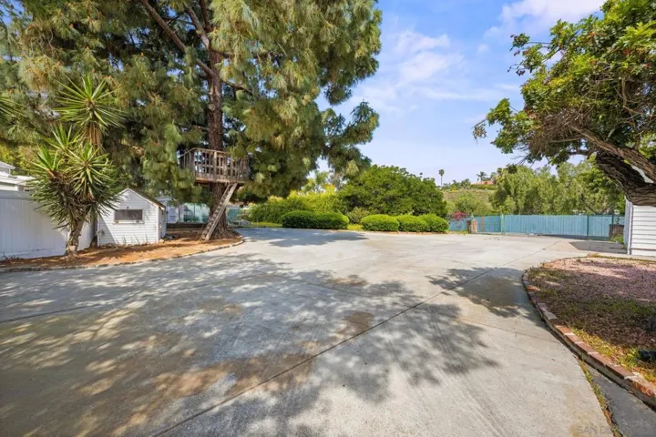 3335 Evergreen Rd, Bonita, California 91902