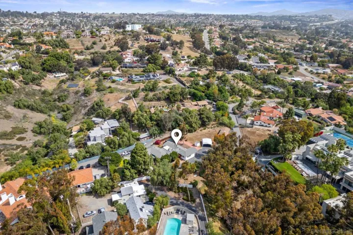 3335 Evergreen Rd, Bonita, California 91902