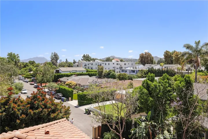 4424 Whitsett Avenue 307, Studio City, California 91604