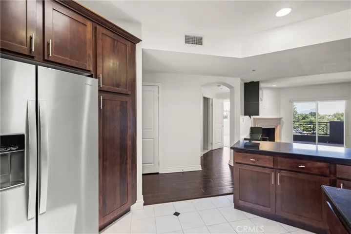 4424 Whitsett Avenue 307, Studio City, California 91604