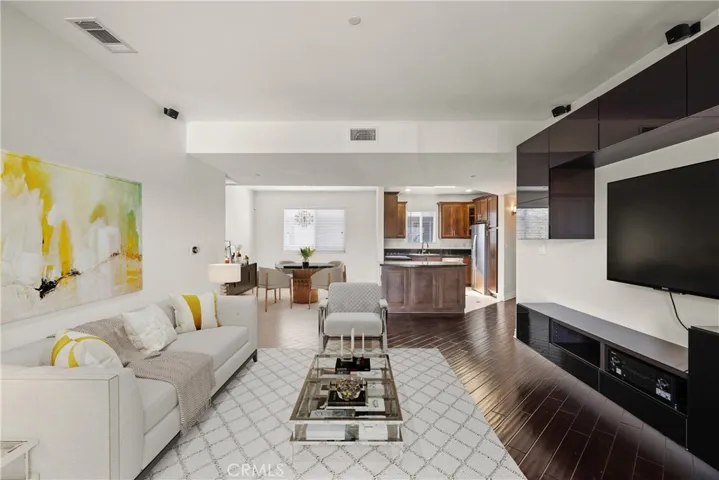 4424 Whitsett Avenue 307, Studio City, California 91604