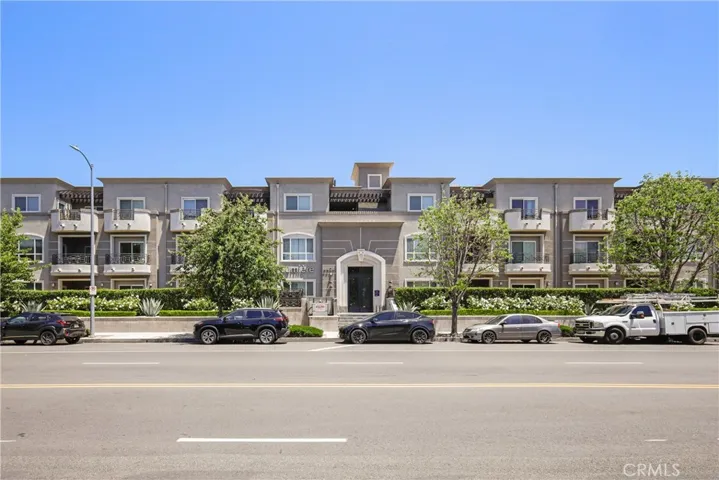 4424 Whitsett Avenue 307, Studio City, California 91604