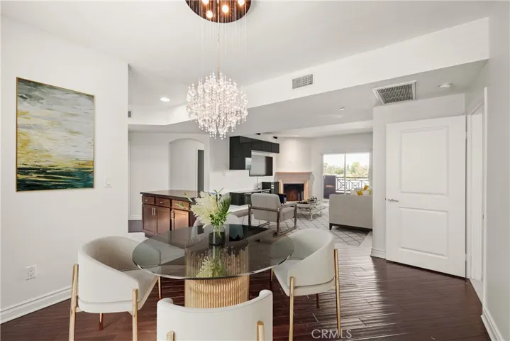 4424 Whitsett Avenue 307, Studio City, California 91604