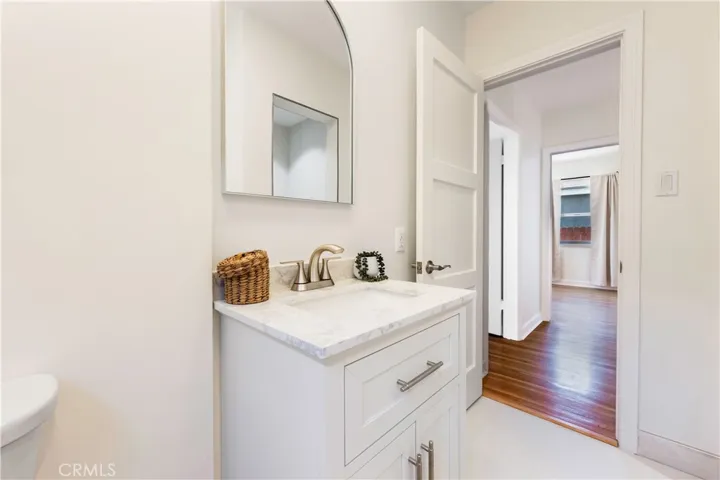 12462 Short Avenue, Los Angeles, California 90066