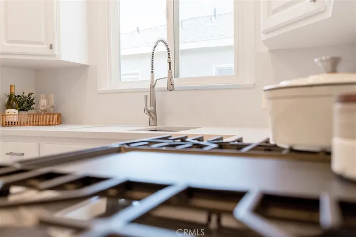 12462 Short Avenue, Los Angeles, California 90066