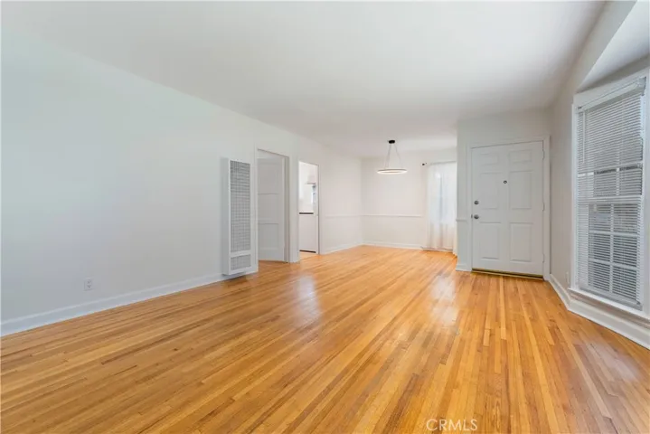 12462 Short Avenue, Los Angeles, California 90066