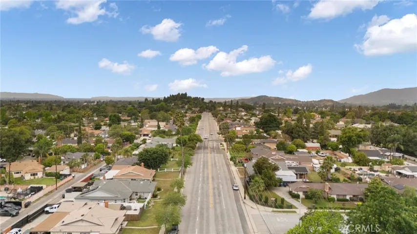 330 E Gladstone Street, San Dimas, California 91773