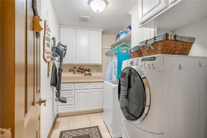 330 E Gladstone Street, San Dimas, California 91773