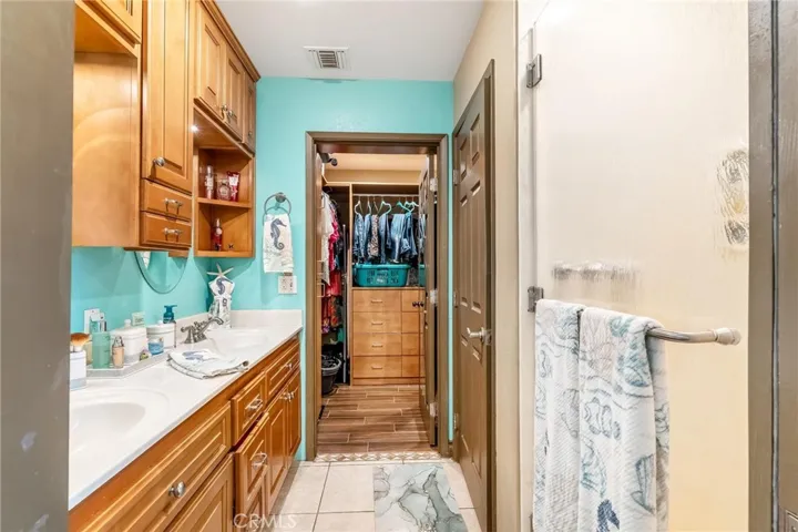 330 E Gladstone Street, San Dimas, California 91773