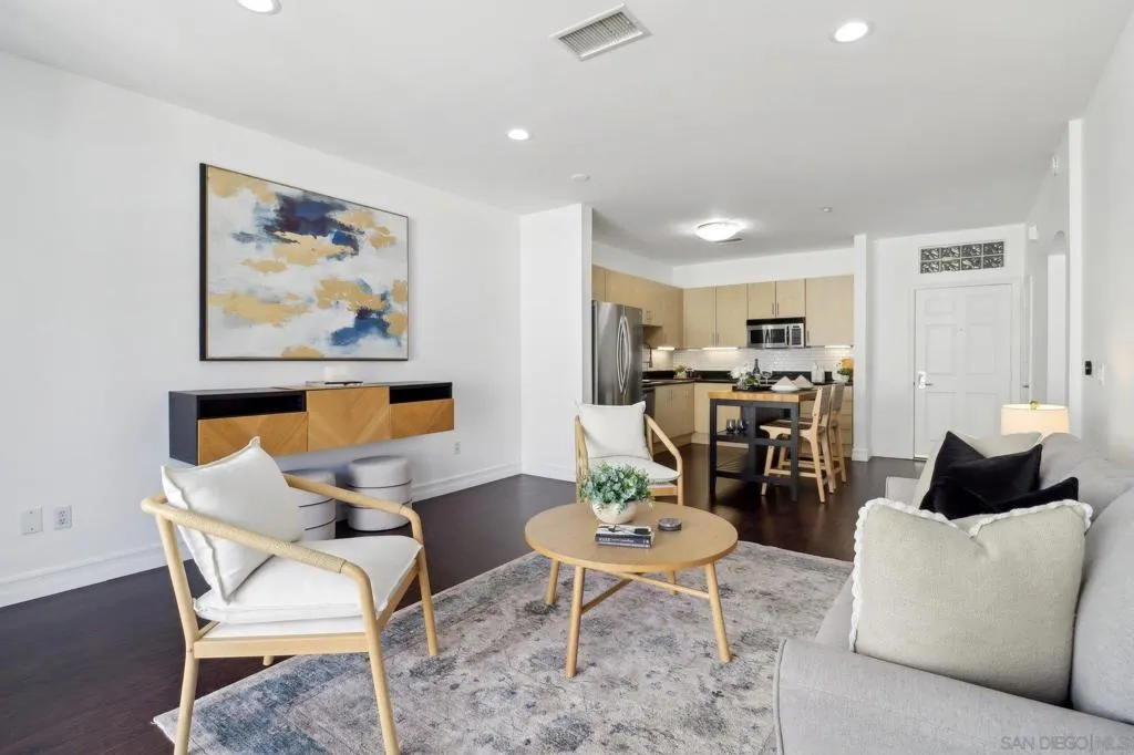 550 Park Blvd 2501, San Diego, California 92101 home-pic-3