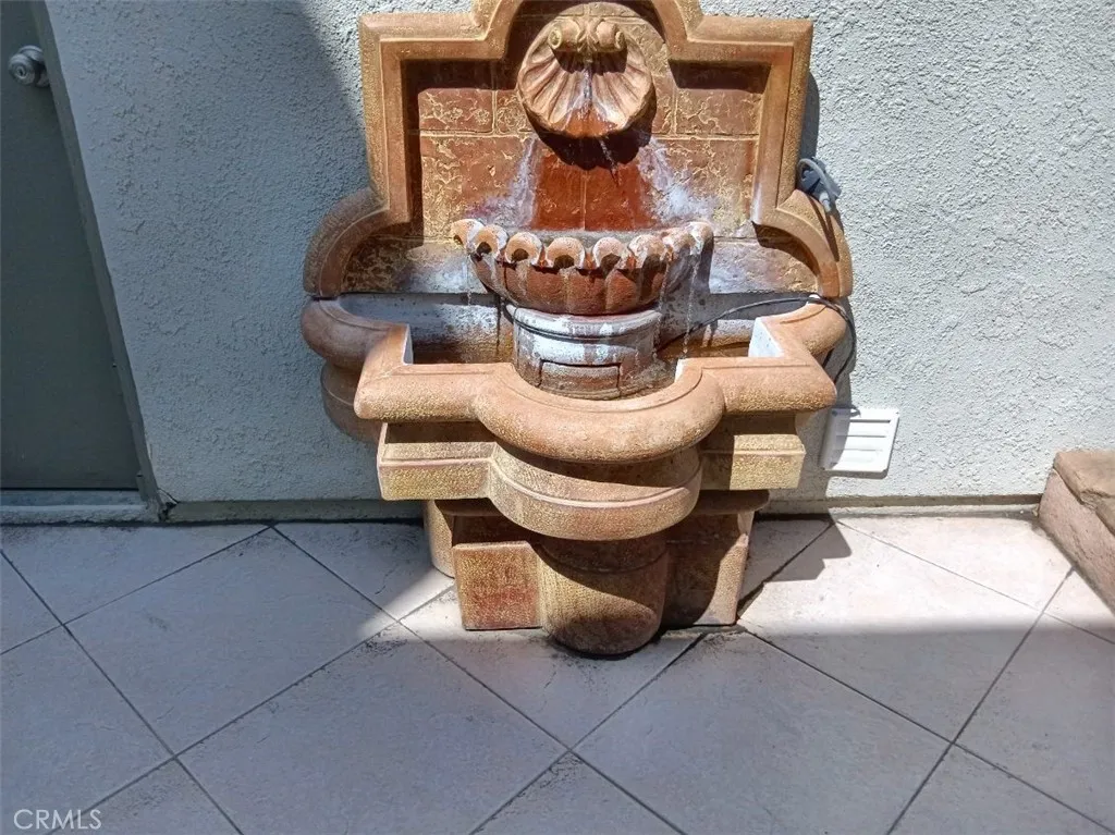 18 Goldenbush, Irvine, California 92604 home-pic-33