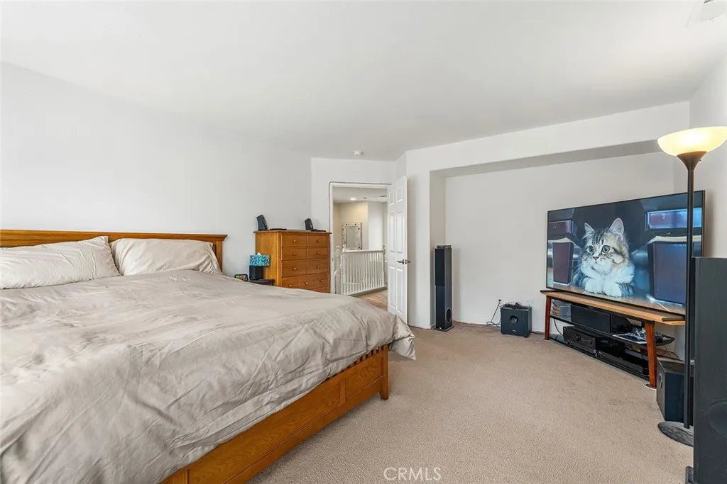 32768 Westport Way, Winchester, California 92596 home-pic-4