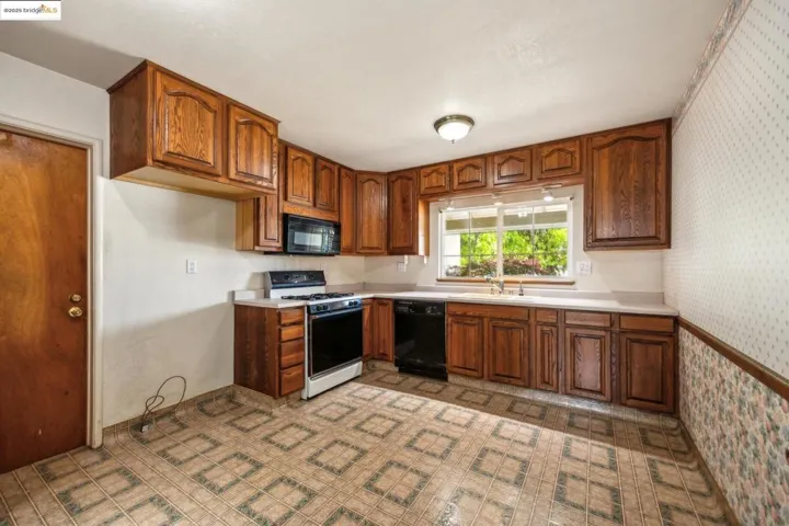1608 Lanier Ave, San Leandro, California 94579