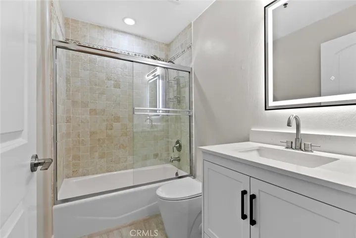 2ND BATHROOM