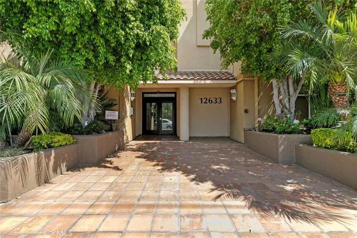 STREET ENTRANCE