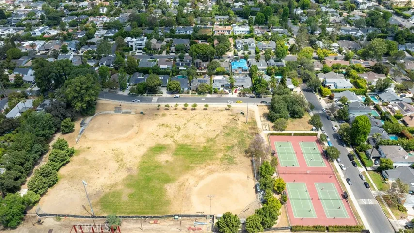  BEHIND THE BUILDING, BEEMAN PARK