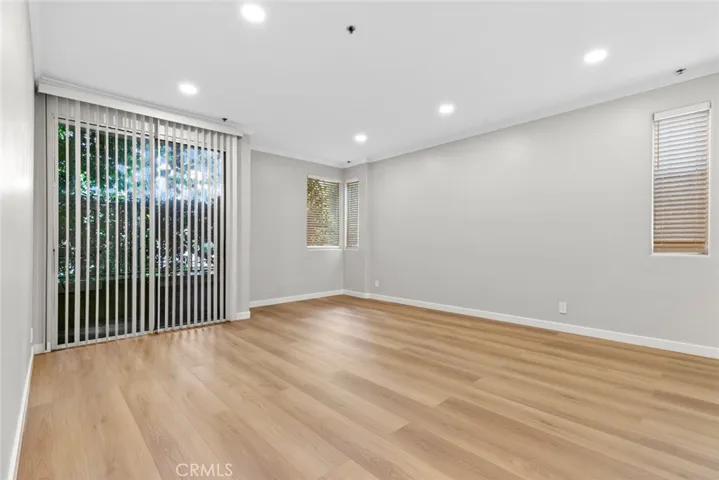 MASTER BEDROOM WITH A PRIVET BALCONY