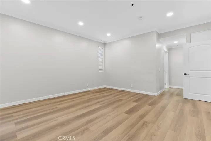 12633 Moorpark Street 111, Studio City, California 91604