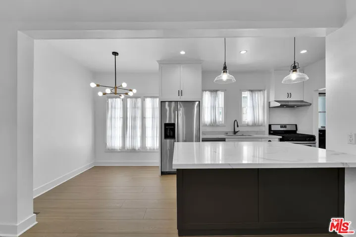 918 N Genesee Avenue, West Hollywood, California 90046
