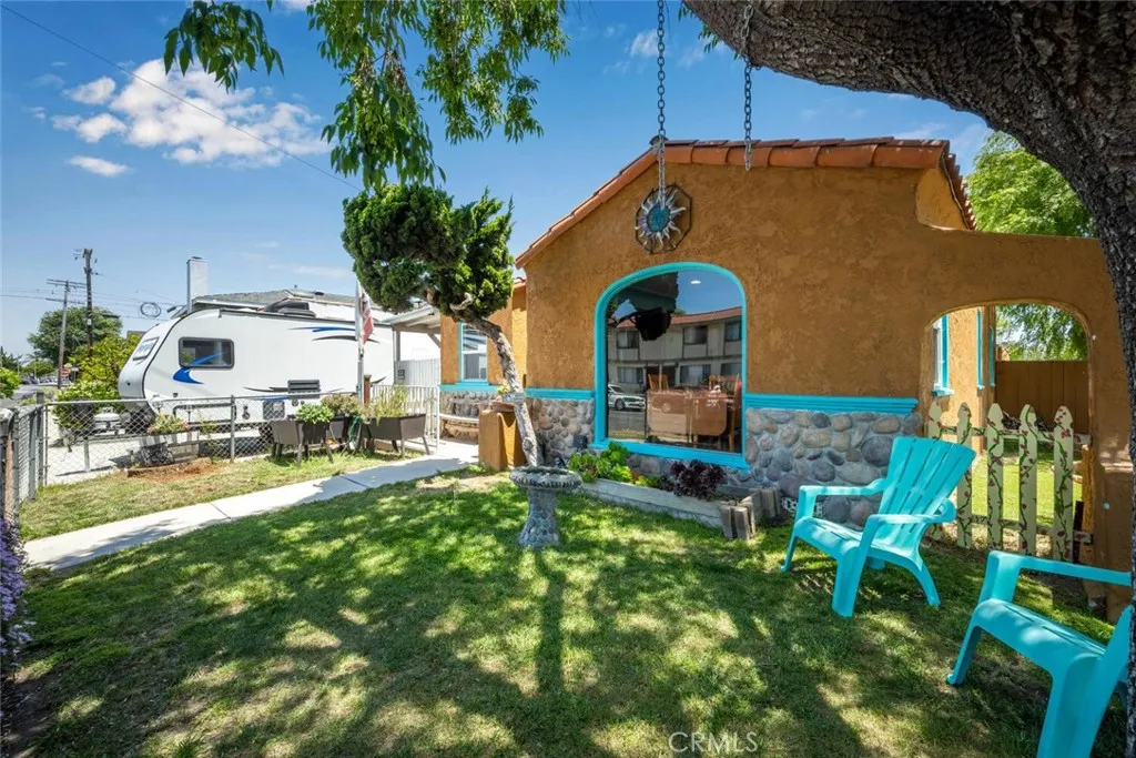 25640 President Avenue, Harbor City, California 90710 home-pic-3