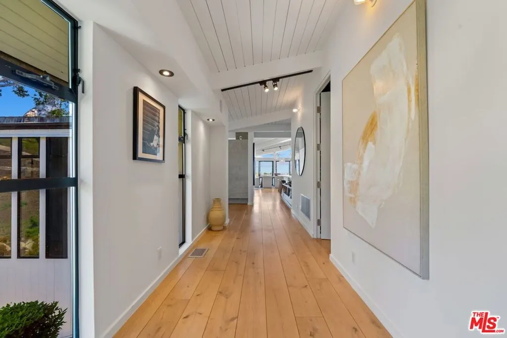 23701 Harbor Vista Drive, Malibu, California 90265 home-pic-16