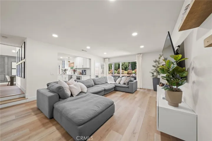 6065 East Camino Manzano, Anaheim Hills, California 92807