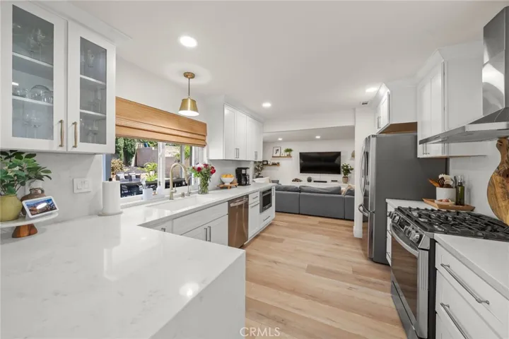 6065 East Camino Manzano, Anaheim Hills, California 92807
