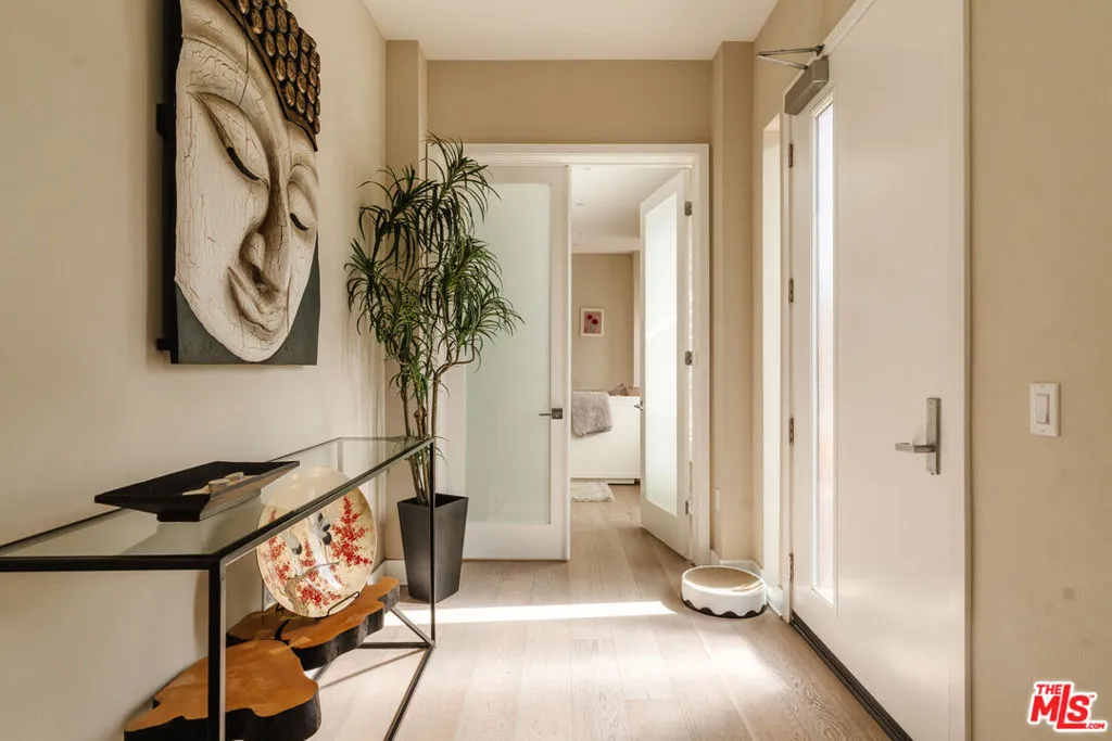 12765 Bluff Creek Drive 1, Los Angeles, California 90094 home-pic-42