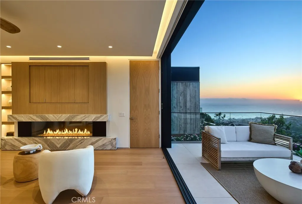 840 Gainsborough Drive, Laguna Beach, California 92651, 4 Bedrooms Bedrooms, ,5 BathroomsBathrooms,Residential,For Sale,Gainsborough,OC25111534