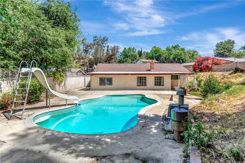 1510 E Newcrest Drive, West Covina, California 91792 home-pic-37