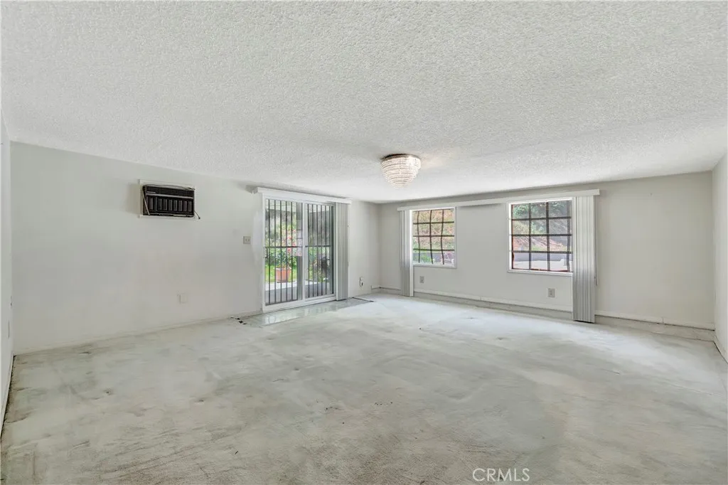 1510 E Newcrest Drive, West Covina, California 91792 home-pic-29