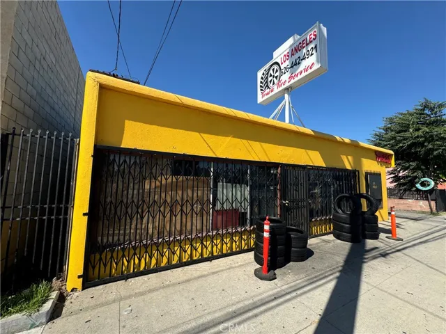 9533 Garvey Avenue, South El Monte, California 91733