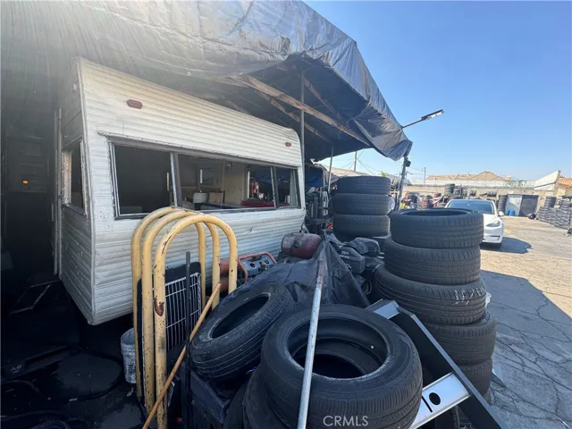 9533 Garvey Avenue, South El Monte, California 91733