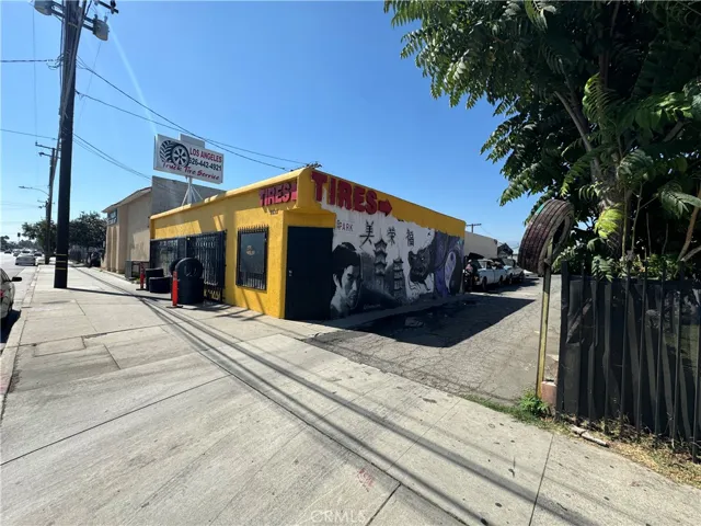 9533 Garvey Avenue, South El Monte, California 91733