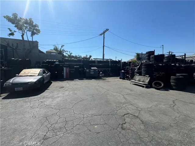 9533 Garvey Avenue, South El Monte, California 91733