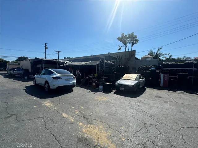 9533 Garvey Avenue, South El Monte, California 91733