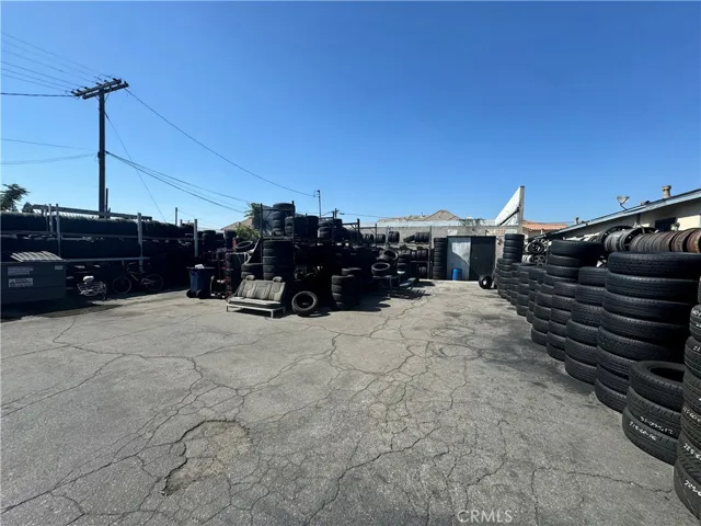 9533 Garvey Avenue, South El Monte, California 91733