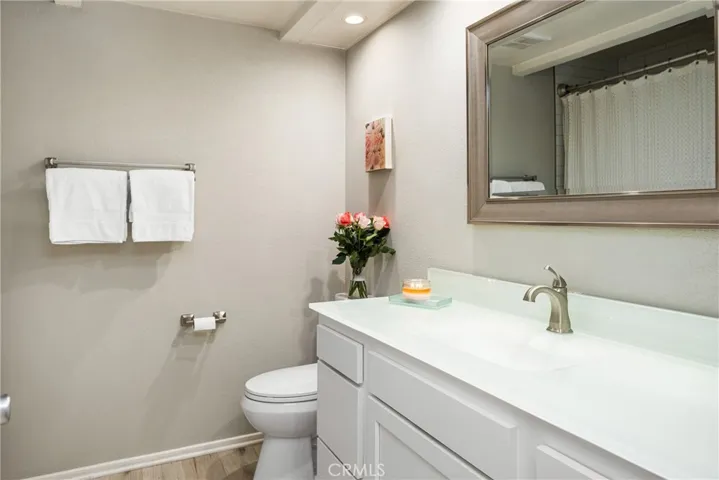 7648 Bay Drive 201, Huntington Beach, California 92648