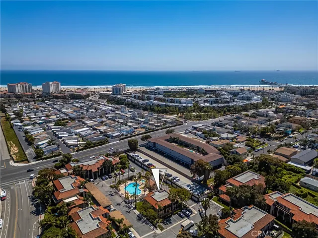 7648 Bay Drive 201, Huntington Beach, California 92648