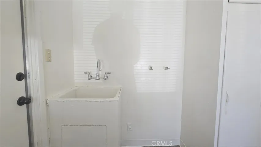 380 N 9th Avenue, Upland, California 91786