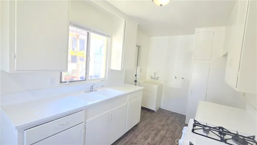380 N 9th Avenue, Upland, California 91786