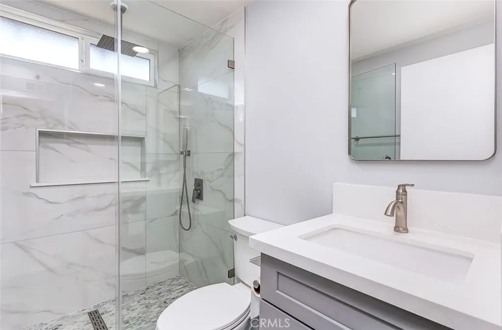 6036 Jeffrey Mark Street, Cypress, California 90630 home-pic-21