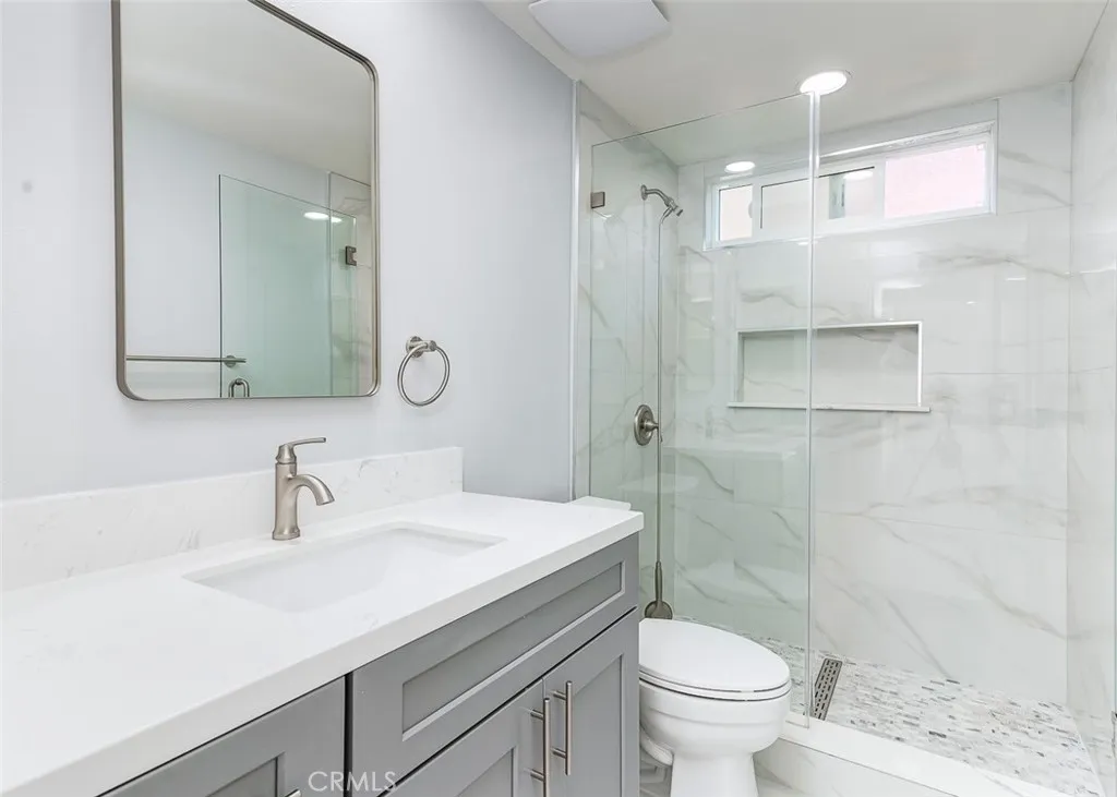 6036 Jeffrey Mark Street, Cypress, California 90630 home-pic-18