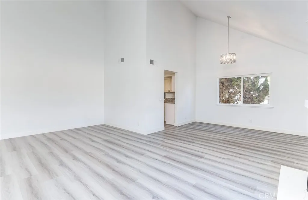 6036 Jeffrey Mark Street, Cypress, California 90630 home-pic-17
