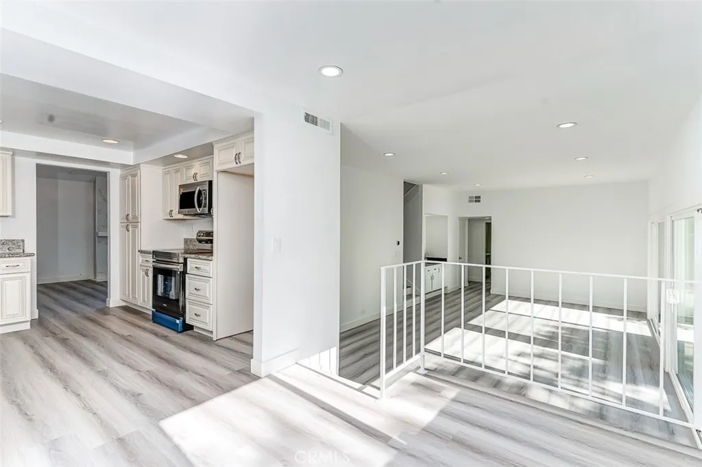 6036 Jeffrey Mark Street, Cypress, California 90630 home-pic-23